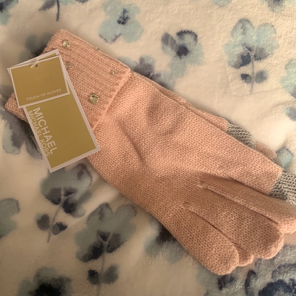 MICHAEL KORS gloves *BRAND NEW* (touch tip)